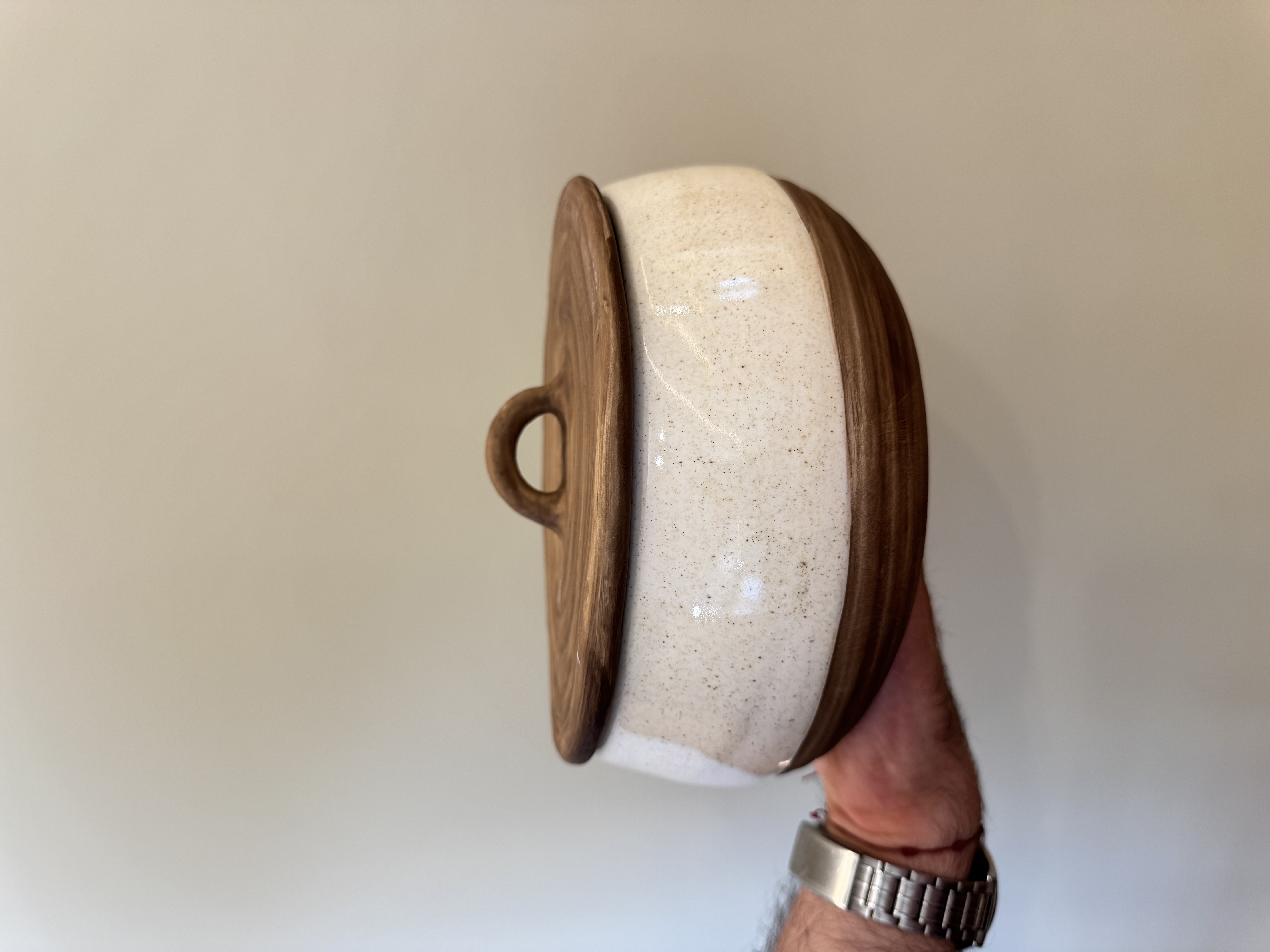 شکلات خوری سرامیکی در دار ۲۱