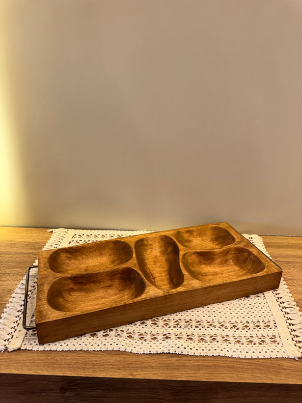 اردو خوری چوبی پنج خانه
