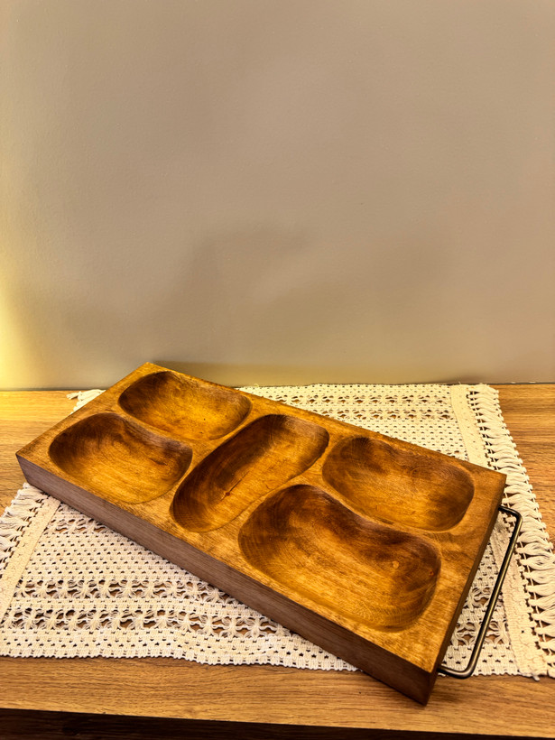 اردو خوری چوبی پنج خانه